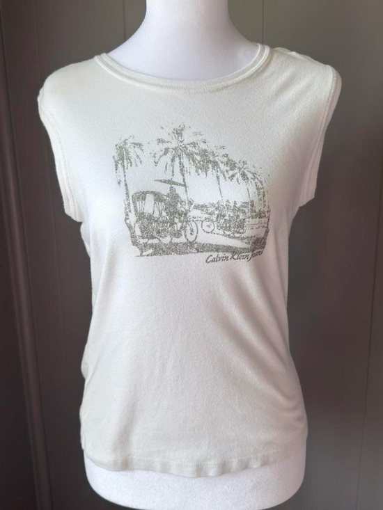 Calvin Klein Jeans Tops - Calvin Klein Jeans Women's White Graphic Tank Top